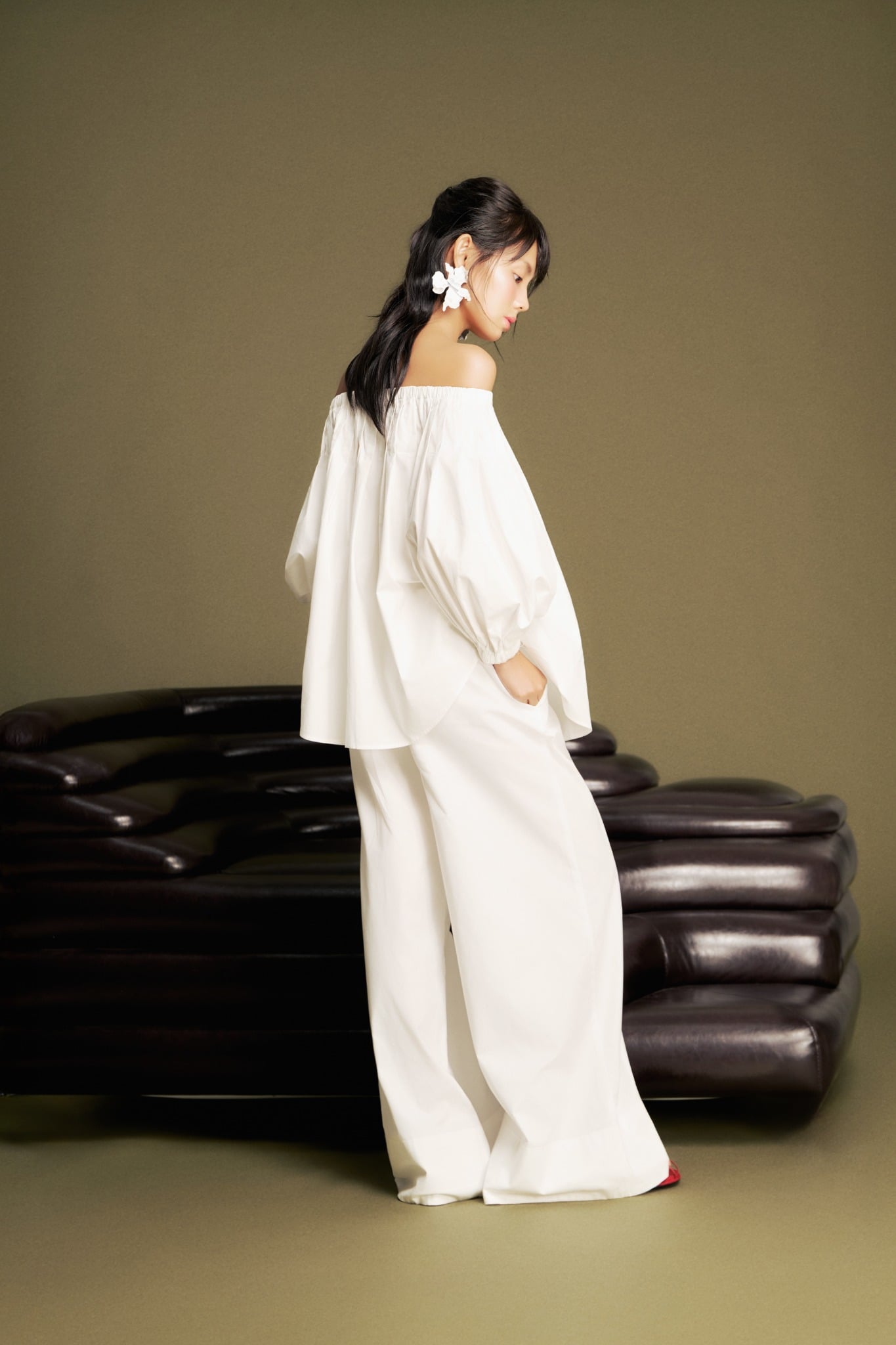 Puff Pants in White | Quần Ống Rộng Lưng Dún Bèo