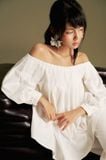 Puff Top in White | Áo Hở Vai Tay Phồng