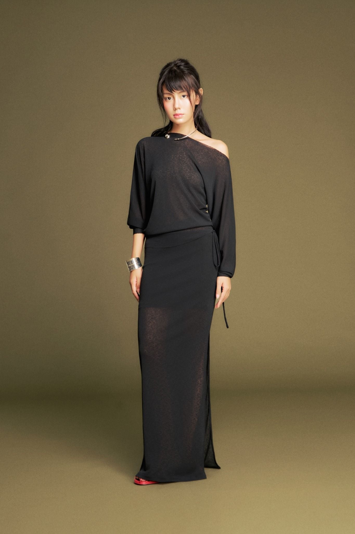 One Shoulder Black Top | Áo Lệch Vai Tay Dài