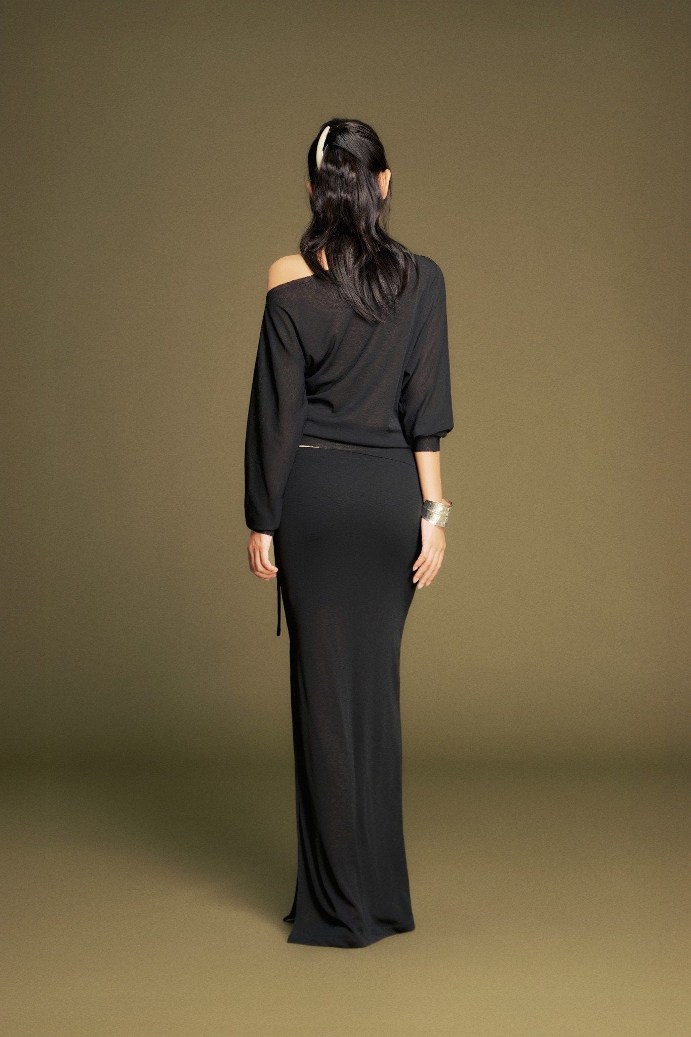 One Shoulder Black Top | Áo Lệch Vai Tay Dài