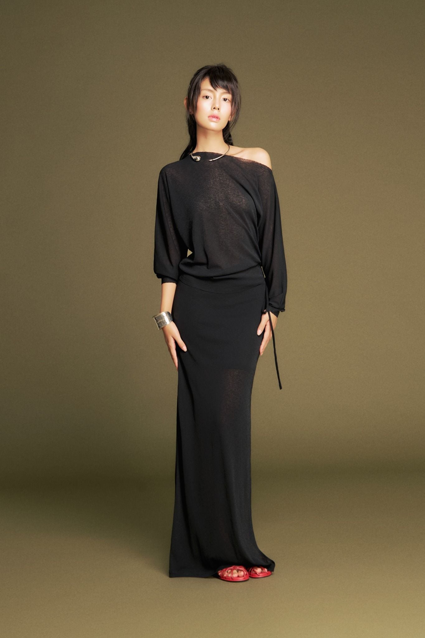 One Shoulder Black Top | Áo Lệch Vai Tay Dài