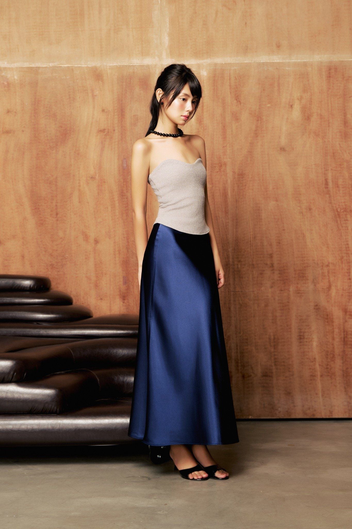 Curve Top in Grey | Áo Quây Dáng Ôm