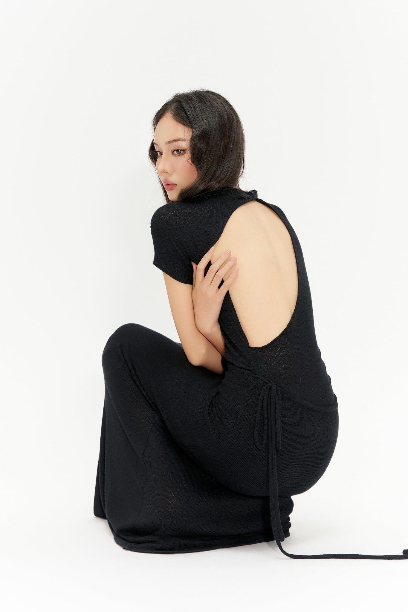 Urban Dress | Đầm Tay Ngắn Hở Lưng