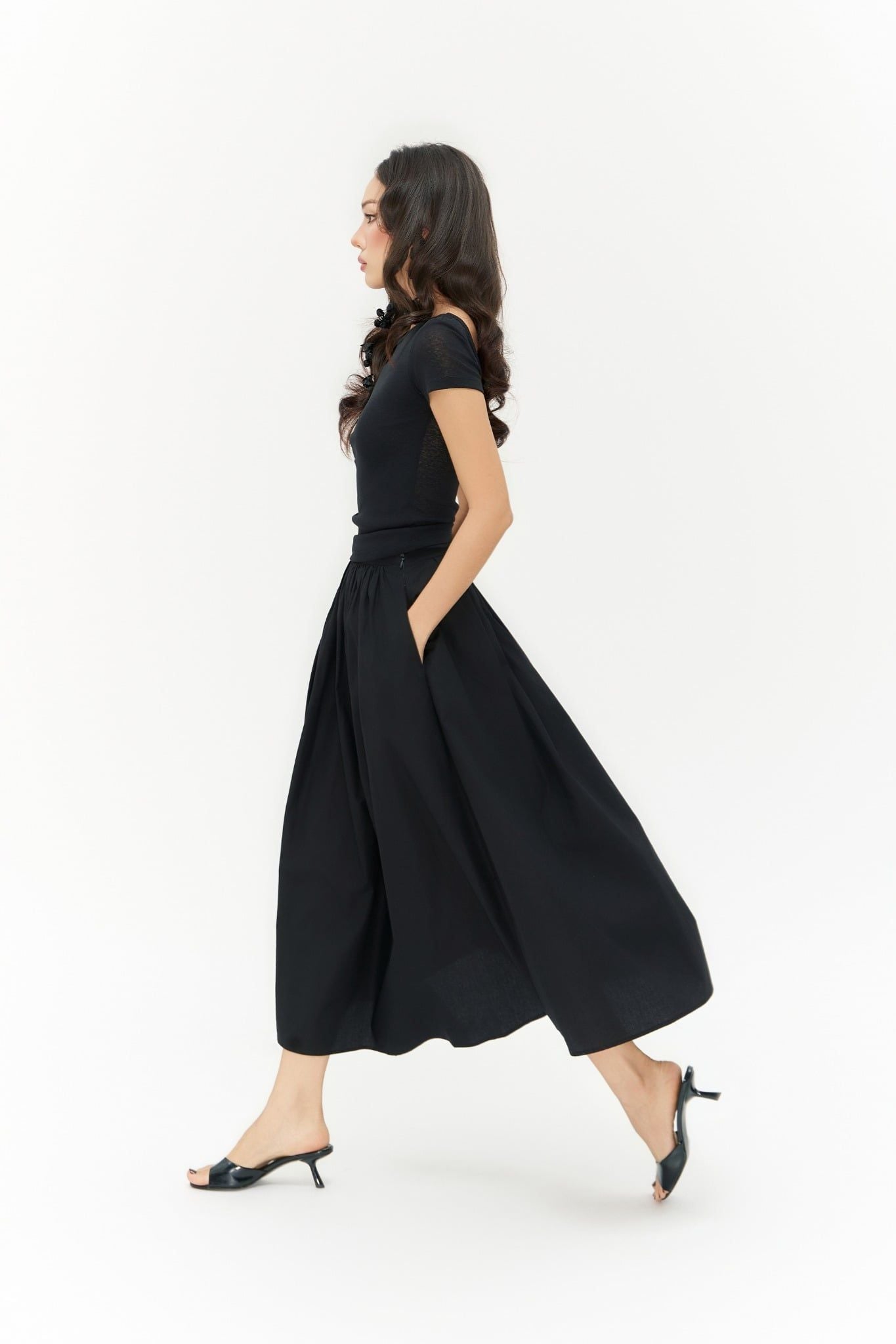Olli Skirt | Chân Váy Midi Xếp Nếp