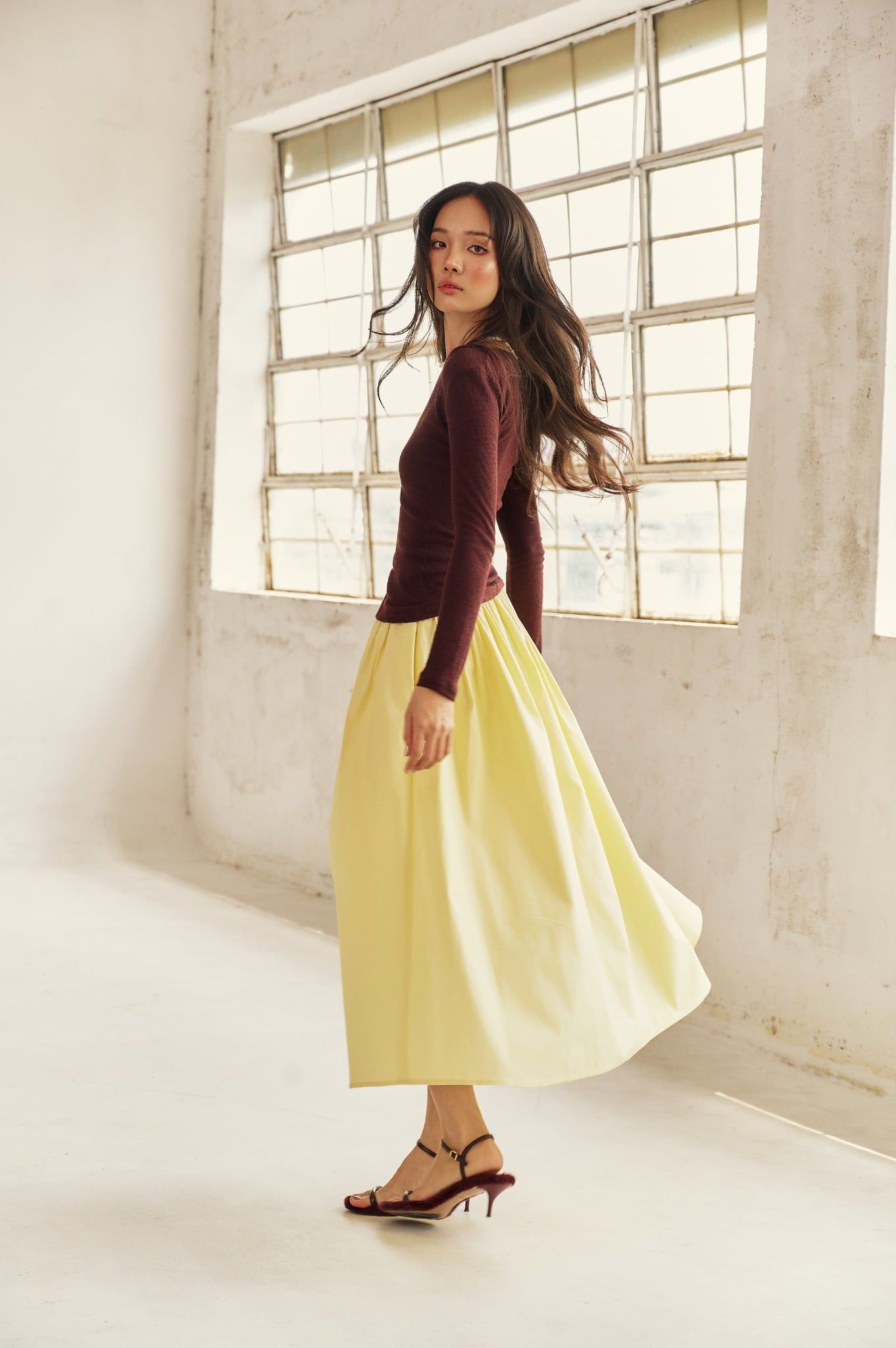 Olli Skirt | Chân Váy Midi Xếp Nếp