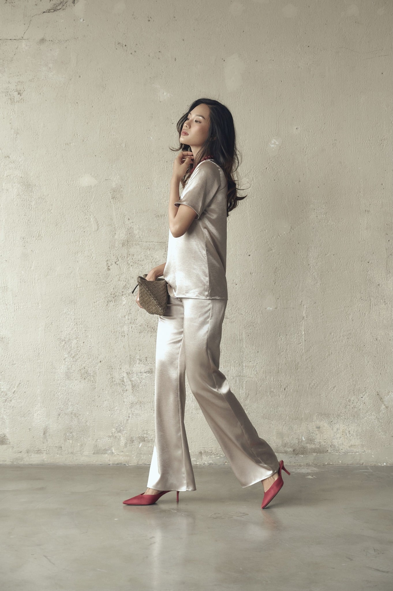 Vela Pants | Quần Lụa Dáng Loe