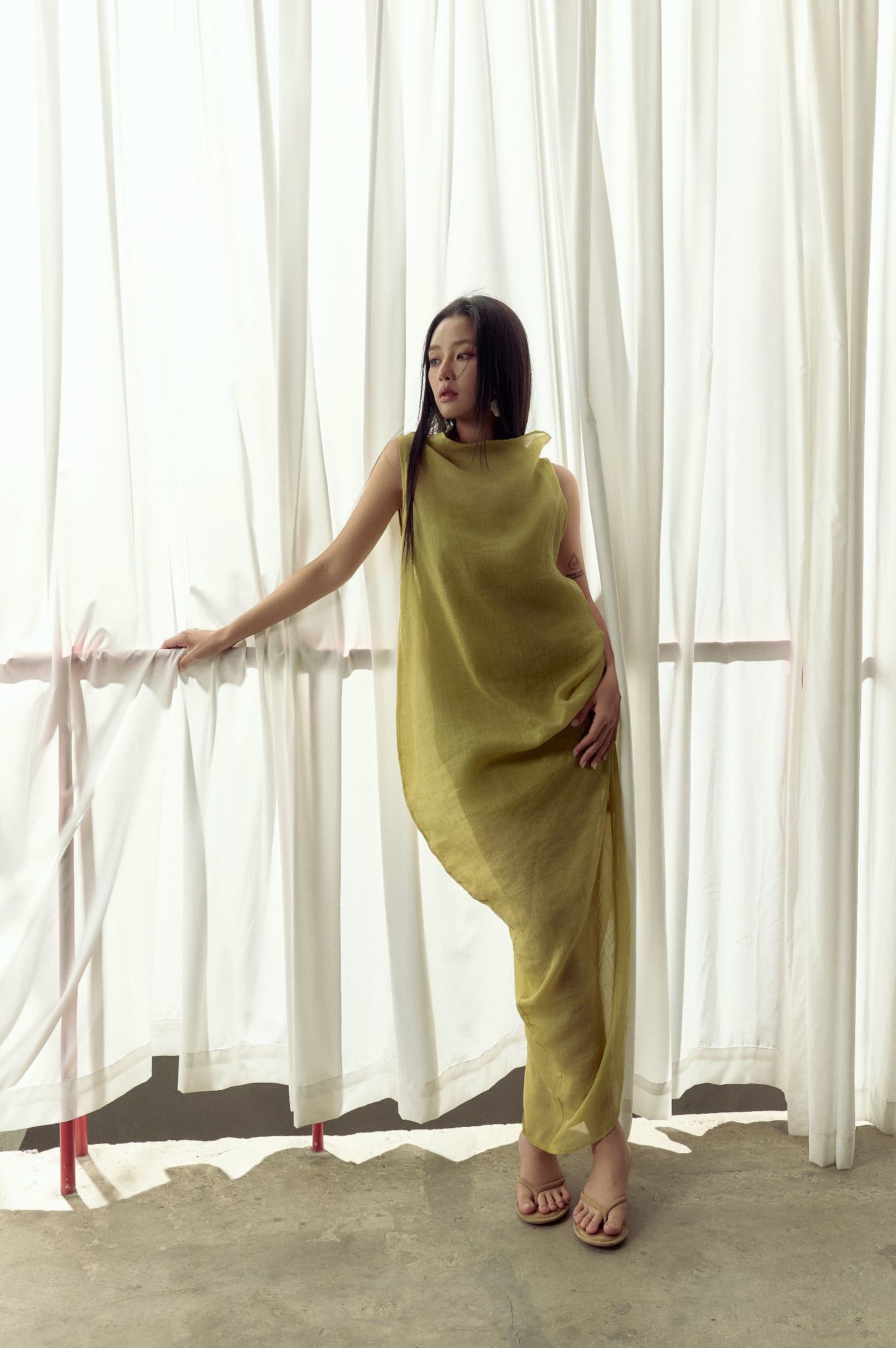Solace Dress | Đầm Linen Dáng Cong