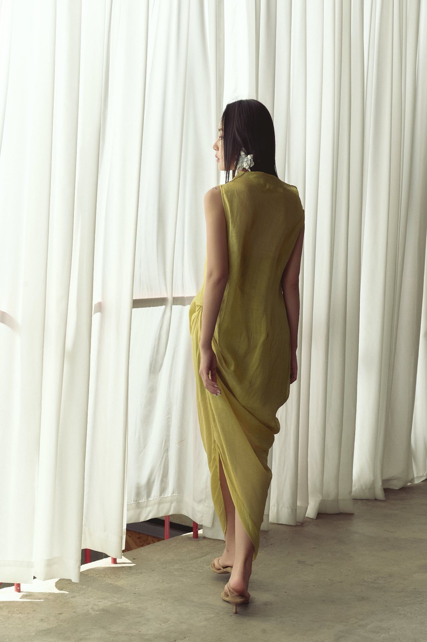 Solace Dress | Đầm Linen Dáng Cong