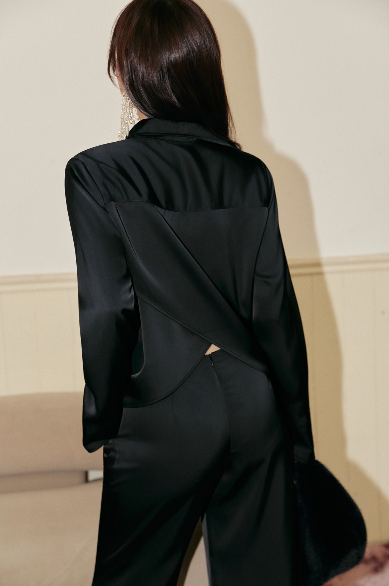 Aura Pants | Quần Lụa Ống Loe