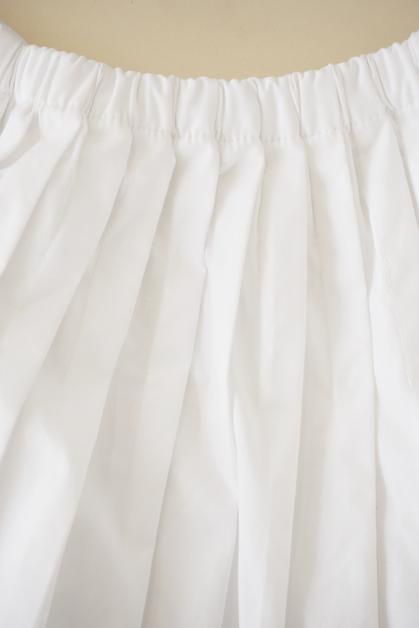 Puff Top in White | Áo Hở Vai Tay Phồng