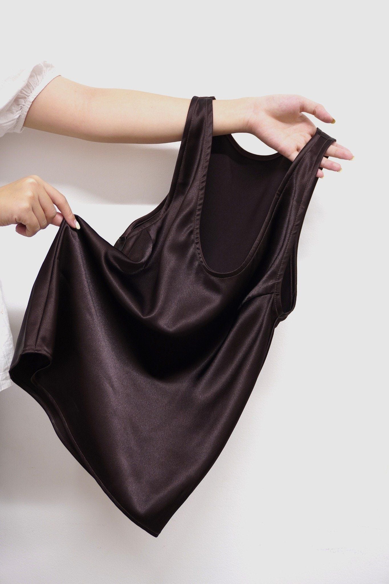 Shimmer Top | Áo Lụa Cổ U