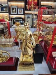 Tượng Trần Hưng Đạo Bằng Đồng Vàng Dát Vàng Cao 30cm