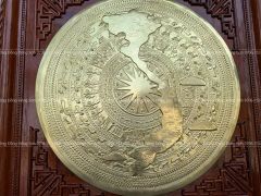 Tranh Trống Đồng khung hương đỏ - Mặt Gò Kích Thước 80*80 Cm Khung Vuông