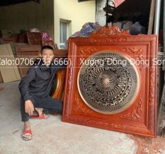 Tranh Trống Đồng Ngũ Phúc Mặt Đúc Khung Gỗ Hương Đỏ Kích Thước 80*80 Cm Khung Vuông