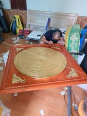 Tranh Trống Đồng Mặt Gò Khung Gỗ Sồi Kích Thước 107*107 Cm Khung Vuông