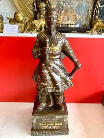 Tượng Trần Hưng Đạo Bằng Đồng Đỏ Khảm Tam Khí Cao 70cm