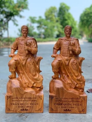 Tượng Danh Nhân - Tượng Gỗ Trần Quốc Tuấn Kích Thước C50 Gỗ Hương Đá