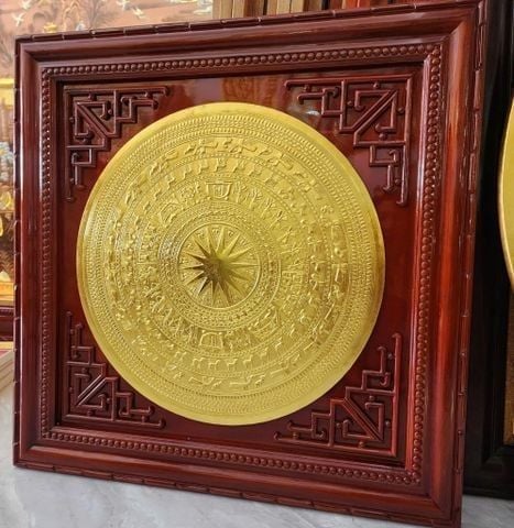 Tranh Trống Đồng -Mặt Gò Dát Vàng - Khung Vuông