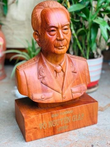Tượng Danh Nhân - Tượng Gỗ Bác Giáp cao 40cm