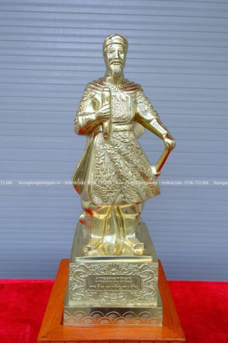 Tượng Trần Hưng Đạo Bằng Đồng Vỏ Đạn Cát Tút Cao 60 Cm Cày nổi