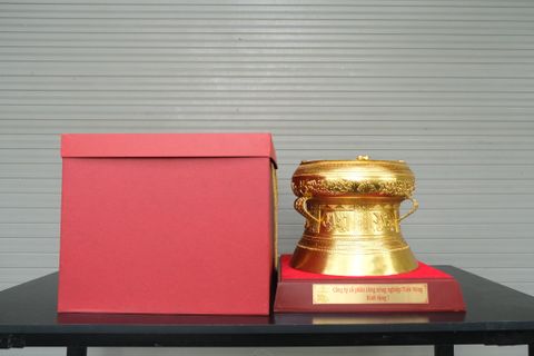 Trống Đồng vàng  Đường Kính 30Cm - Dát Vàng 18K - Chất Liệu Đồng Vàng