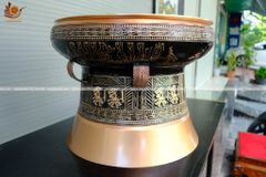 Trống Đồng Đông Sơn Đồng Đỏ Đường Kính 68cm + Đế Hộp Kính - Hoa Văn Ngọc Lũ Họa Tiết Nổi