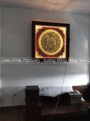 Tranh Trống Đồng Dát Vàng Vẽ Nền Đen Kích Thước 90*90 Cm Khung Vuông