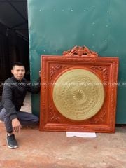 Tranh Trống Đồng Ngũ Phúc Mặt Đúc Dát Vàng Khung Gỗ Hương Đỏ Kích Thước 90*90 Cm Khung Vuông