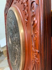 Tranh Trống Đồng Ngũ Phúc Mặt Đúc Khung Gỗ Hương Đỏ Kích Thước 90*90 Cm Khung Vuông