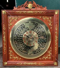 Tranh Trống Đồng Ngũ Phúc Mặt Đồng Hồ Khung Gỗ Hương Đỏ Kích Thước 83*83 Cm Khung Vuông