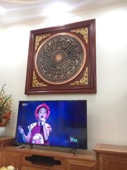 Tranh Trống Đồng Khung Hương Mặt Trống Đúc Kích Thước 90x90 Cm Khung Vuông