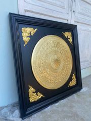 Tranh Trống Đồng Khung Gỗ Hương Dát Vàng Kích Thước 90*90 Cm Khung Vuông