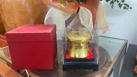 Trống Đồng Đông Sơn Dát Vàng Đường Kính 12Cm Cao 9Cm Chất Liệu Đồng Vàng