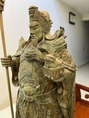 Tượng Phật - Quan Công Chống Dao Gỗ Trắc Xanh Cao 70cm