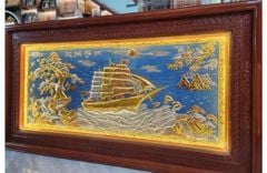 Tranh đồng Tranh Thuận Buồm Xuôi Gió Nền Xanh Dát Tam Khí Kích Thước 243 x 133 - Khung Đục Triện Hoa Văn.