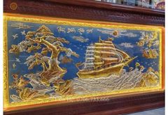 Tranh đồng Tranh Thuận Buồm Xuôi Gió Nền Xanh Dát Tam Khí Kích Thước 243 x 133 - Khung Đục Triện Hoa Văn.