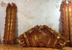 Cuốn Thư Câu Đối Gỗ Hương Đỏ- Kích Thước 197 Dát Vàng 18k