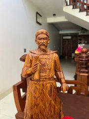 TƯỢNG GỖ TRẦN QUỐC TUẤN GỖ SƯA BẮC LIỀN KHỐI VÂN GỖ SIÊU ĐẸP