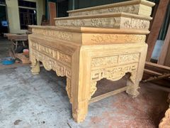Bàn Thờ Đứng - Án Gian gỗ gõ đỏ tam cấp -hàng đục kỹ kích thước 2m17 sâu 1m47 cao 1m57