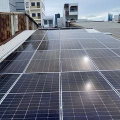 Hệ Điện Mặt Trời Hoà Lưới 15kWp 3 Pha Tự Lắp (Dùng Ban Ngày, Có Điện Lưới) - Hoá Đơn 7 - 10 Triệu