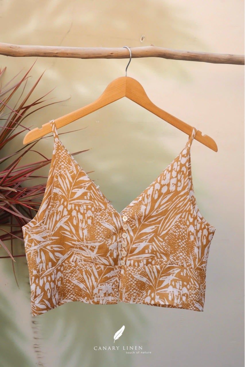  Aeri Top - Lá trắng nền vàng 