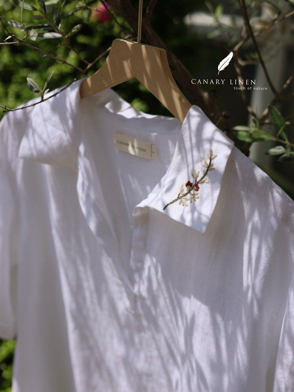  Petal Shirt - Trắng 