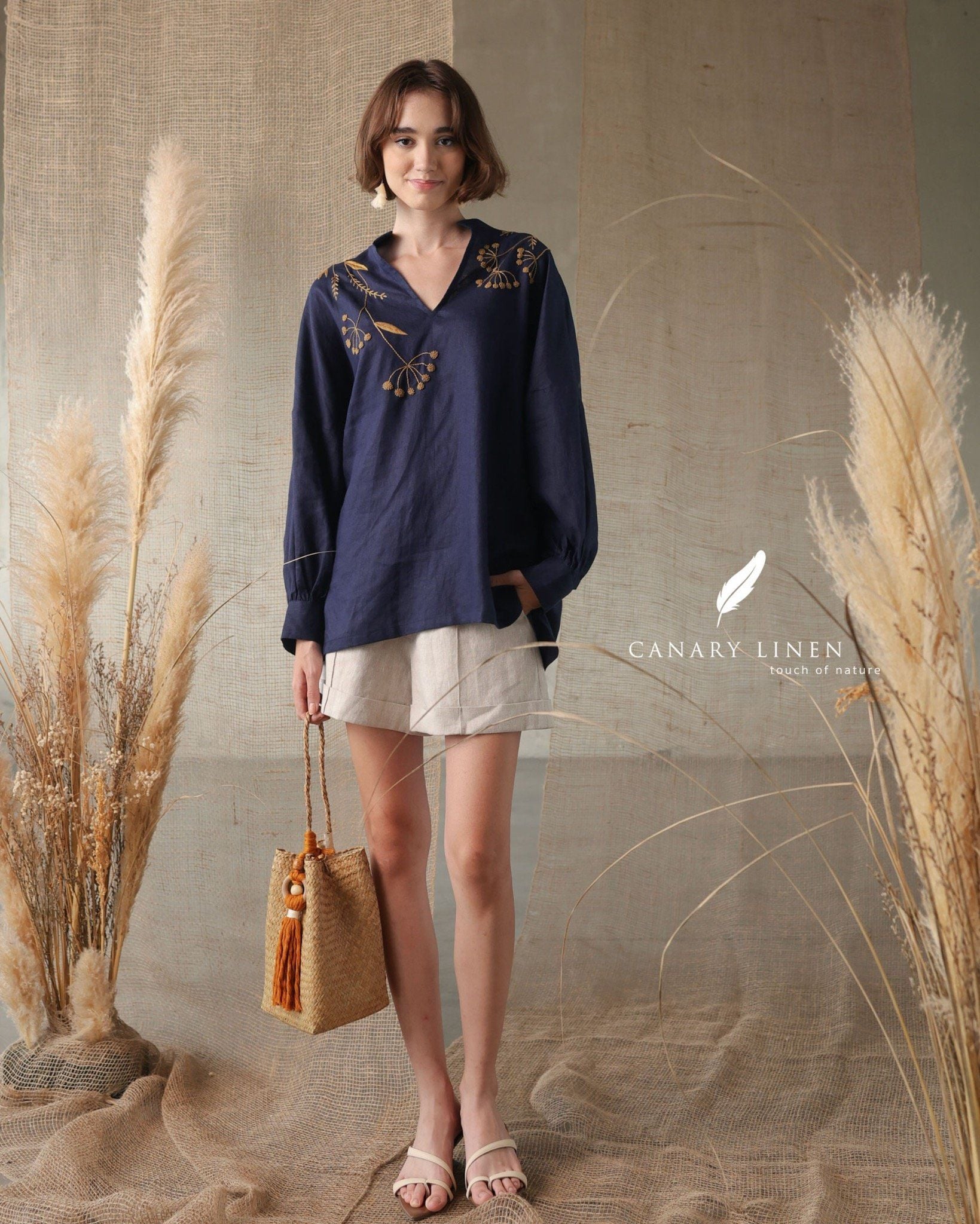  Puffy Shirt - Xanh navy thêu 