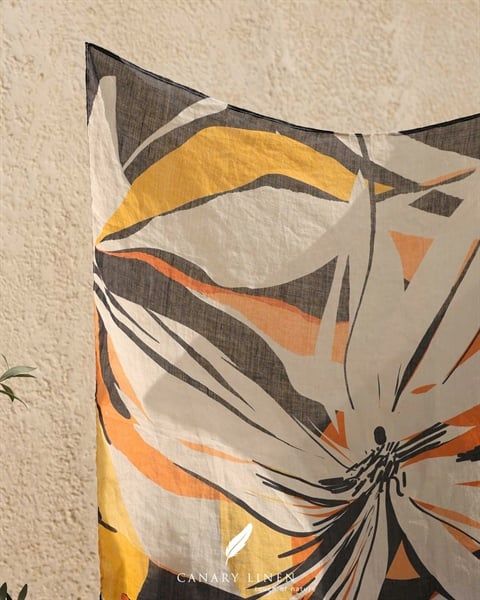  Clara Scarf - Họa tiết hoa cam 