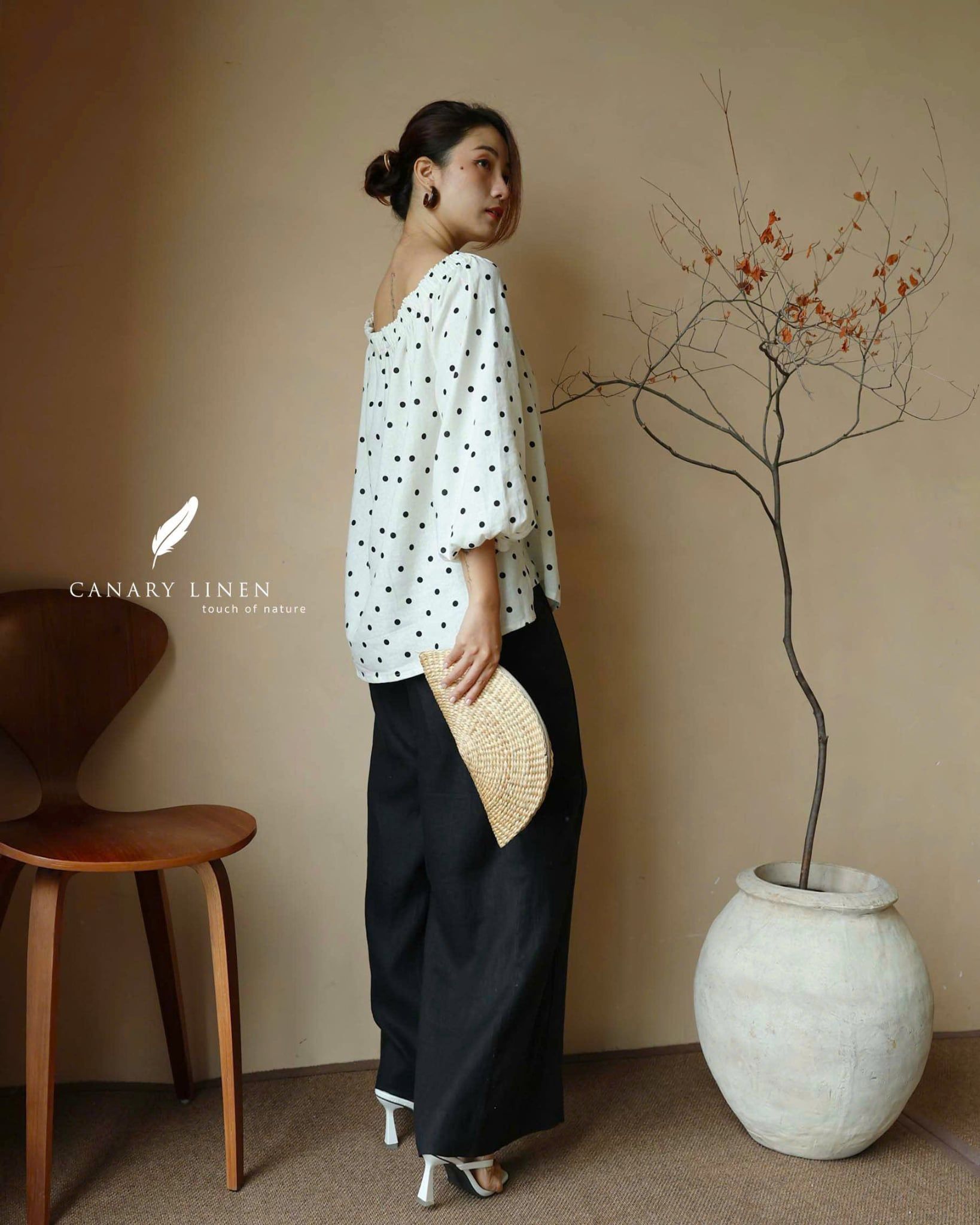  Nesi Top - Trắng chấm bi 