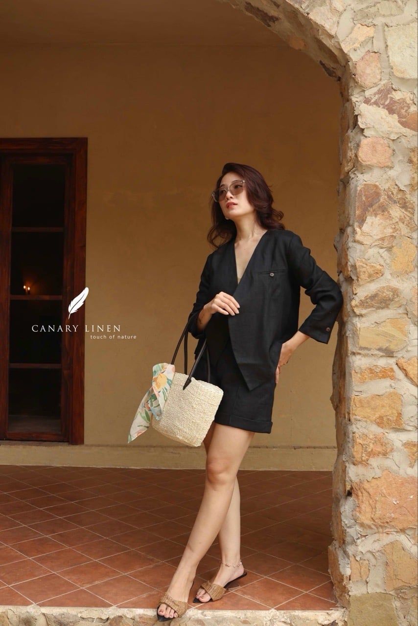  Kaia Blazer - Đen 