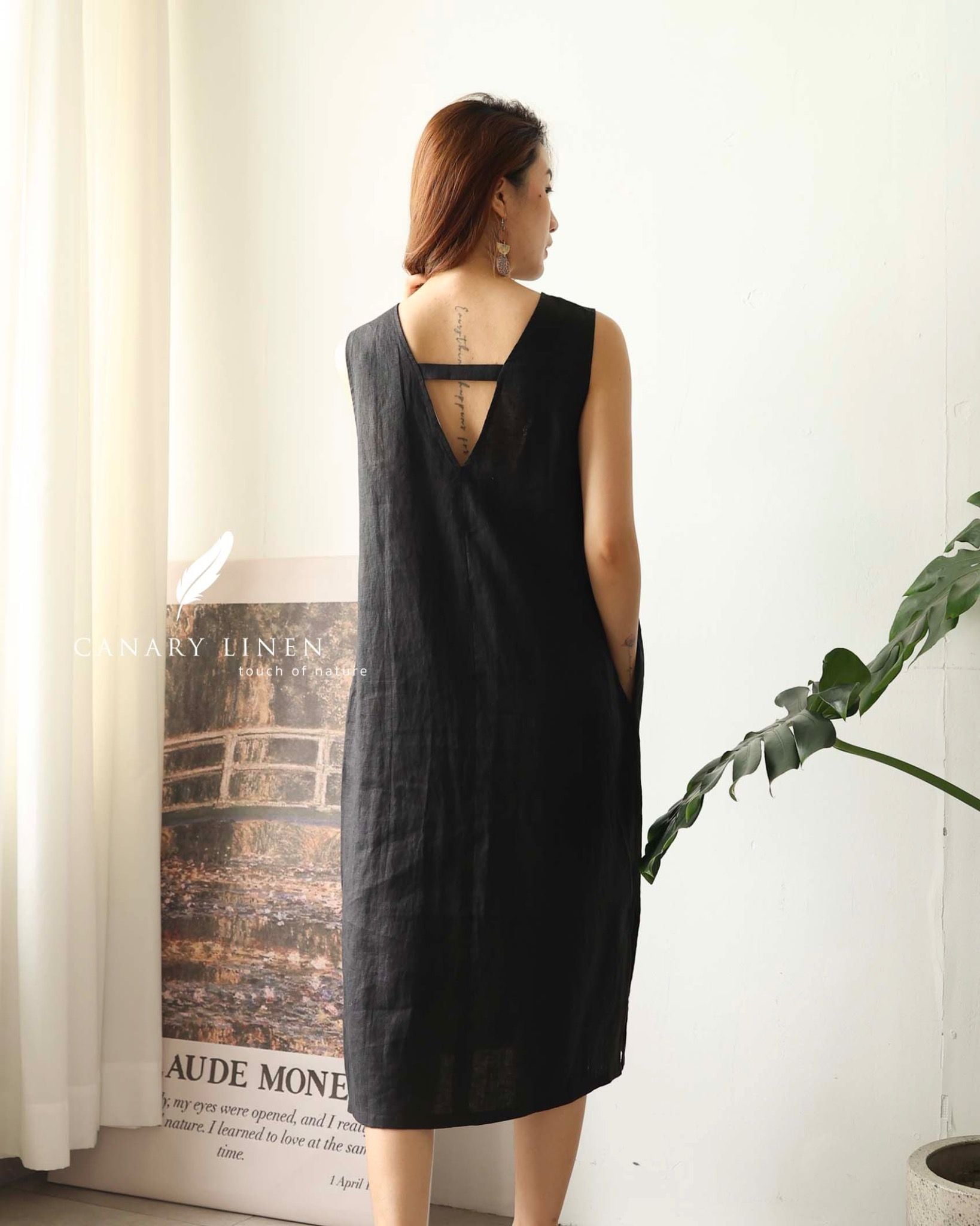  Bloom V Dress - Đen 