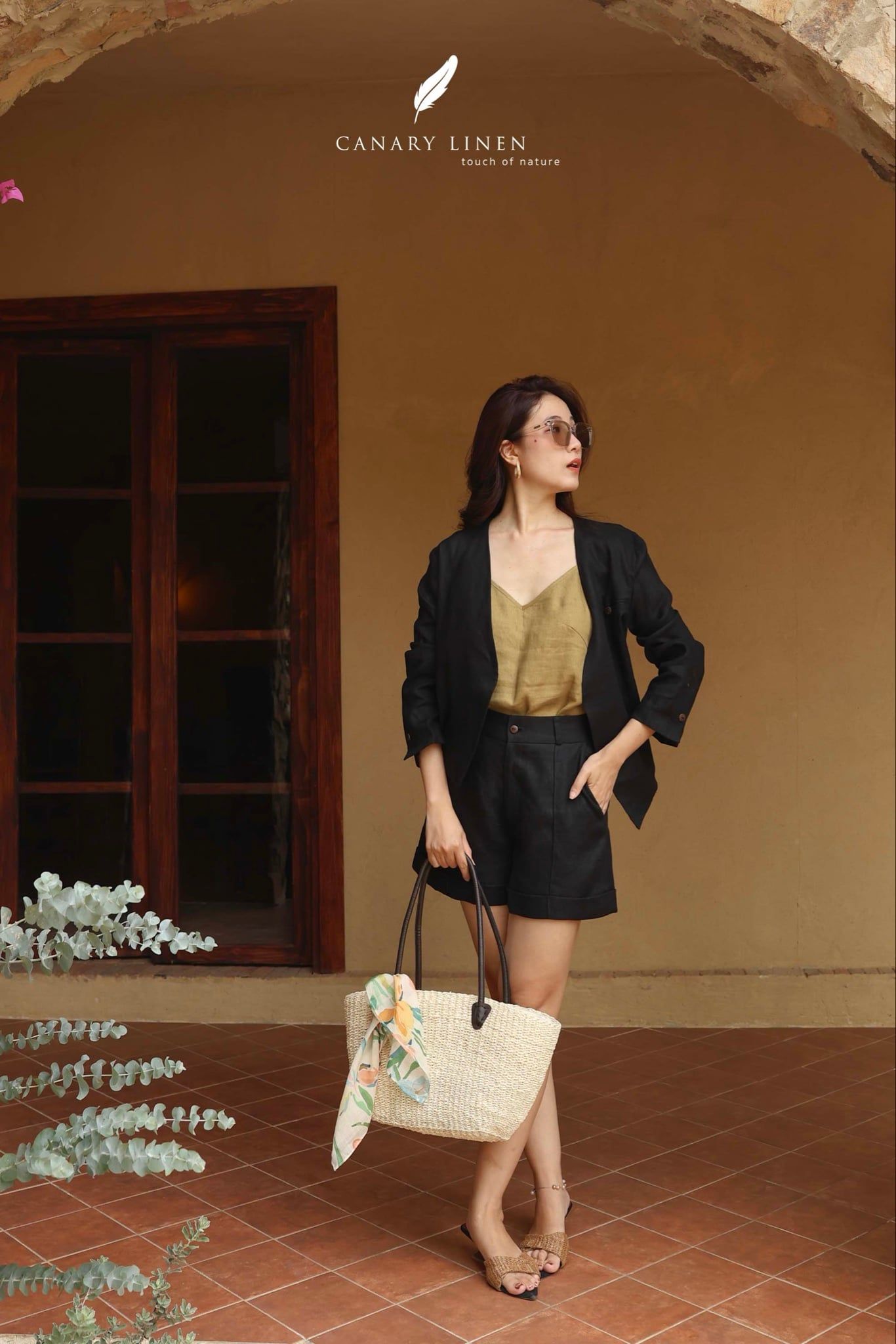  Kaia Blazer - Đen 