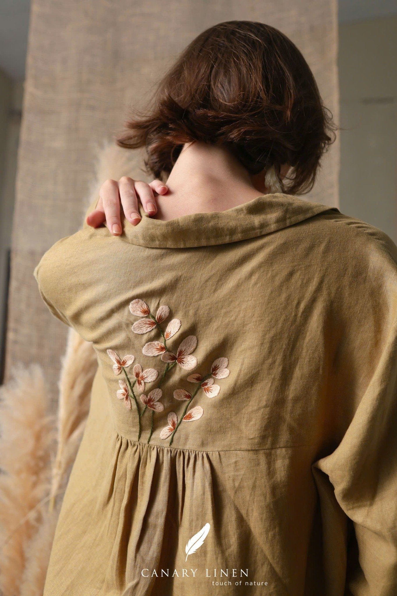  Back Bloom Shirt - Xanh olive 