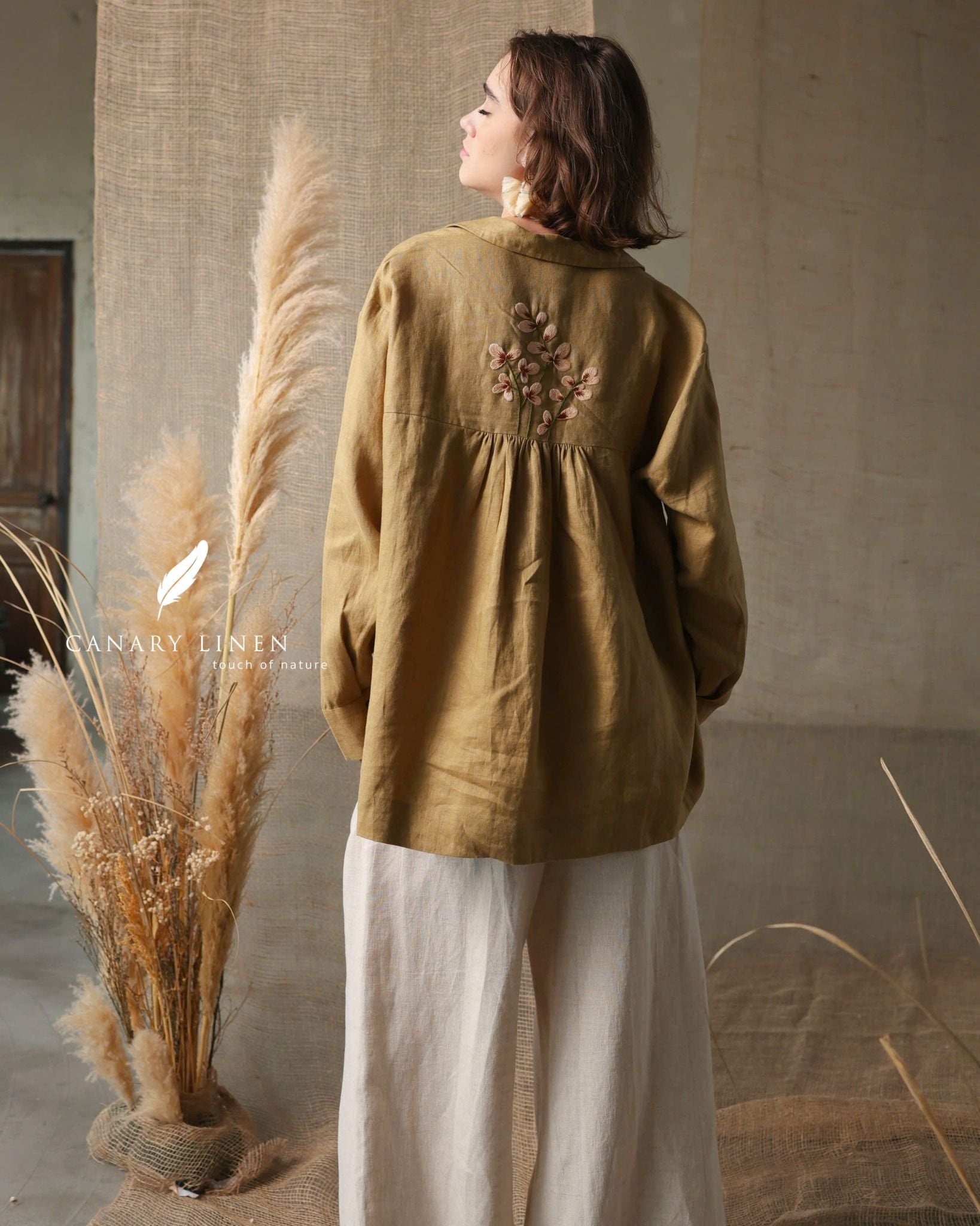  Back Bloom Shirt - Xanh olive 